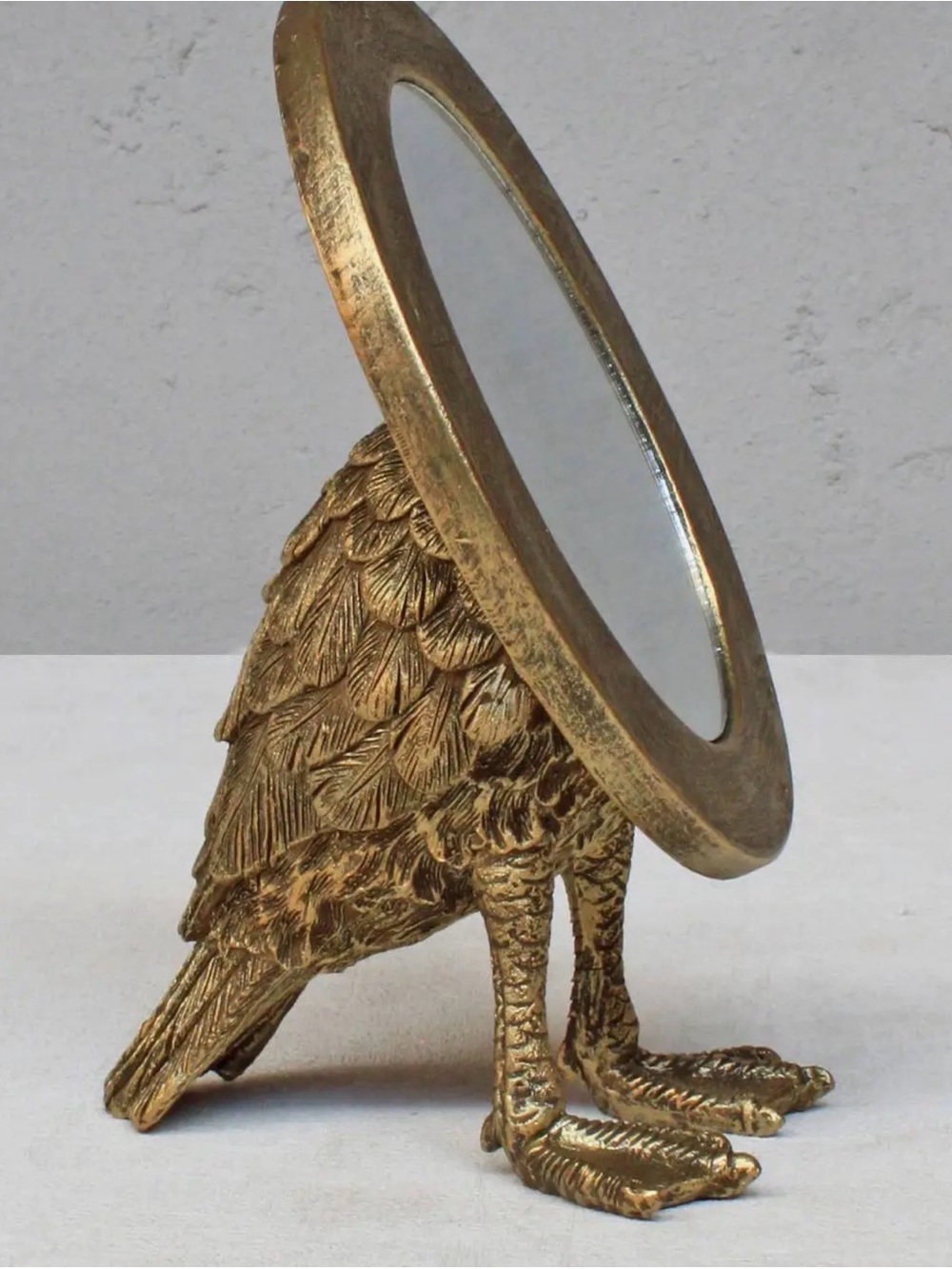 Oddity Mirror